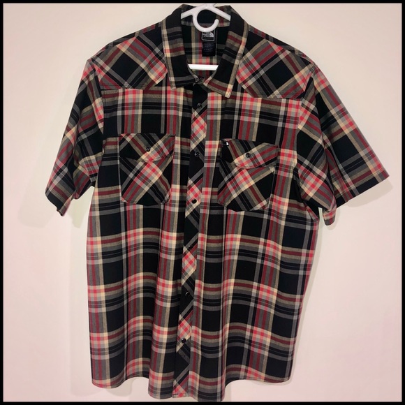 The North Face Other - TheNorthFace🍂🍃XL Short Sleeve Flannel with 2 pockets snaps Red Gold Black